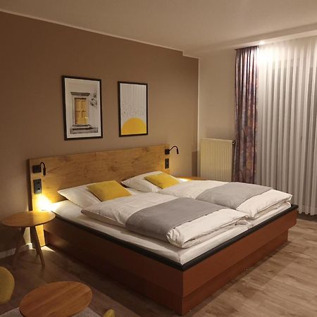 Rhoen-Hotel Sonnenhof - Restaurant & Cafe بوبنهاوزن المظهر الخارجي الصورة