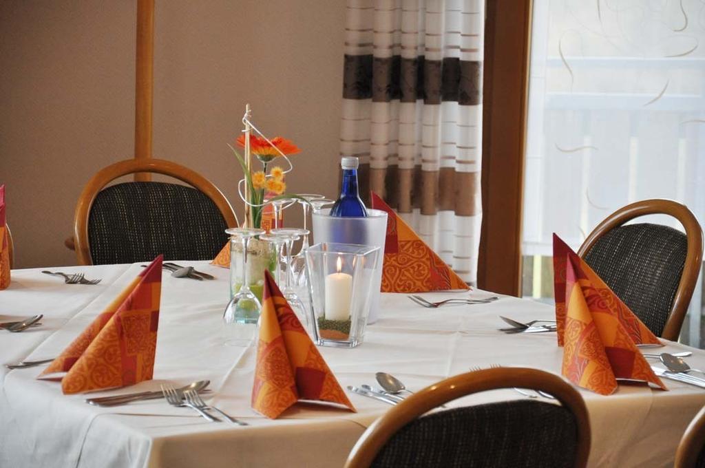 Rhoen-Hotel Sonnenhof - Restaurant & Cafe بوبنهاوزن المظهر الخارجي الصورة