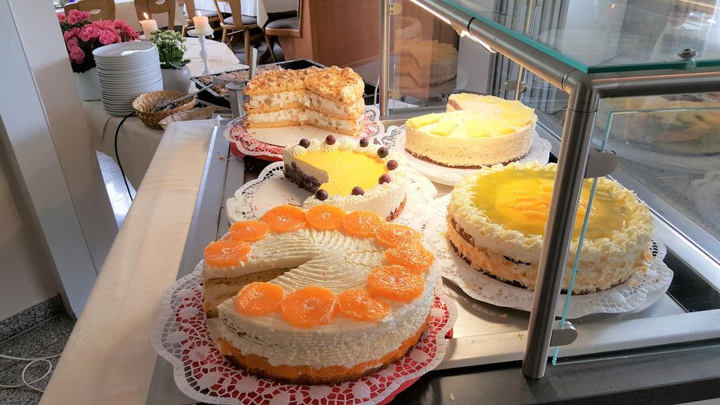 Rhoen-Hotel Sonnenhof - Restaurant & Cafe بوبنهاوزن المظهر الخارجي الصورة